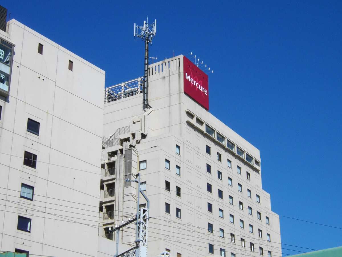 Gebäude von Welco Narita, aufgenommen unter dem früheren Namen Mercure Hotel Narita